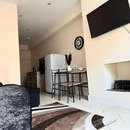 Flat In Birmingham